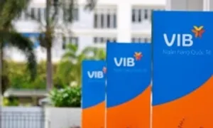 Huỷ giao dịch bán hơn 2,6 triệu cổ phiếu của chị dâu Chủ tịch VIB Huỷ giao dịch bán hơn 2,6 triệu cổ phiếu của chị dâu Chủ tịch VIB