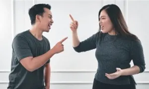 Vợ chồng khắc khẩu Vợ chồng khắc khẩu
