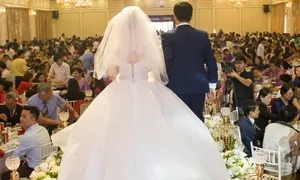 Đám cưới vắng chú rể của vợ chồng tôi Đám cưới vắng chú rể của vợ chồng tôi