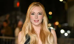 Bí quyết giúp Lindsay Lohan 'cải lão hoàn đồng' trong một năm