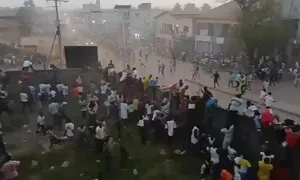 Đụng độ trong trận bóng đá ở Guinea, hàng chục người chết Đụng độ trong trận bóng đá ở Guinea, hàng chục người chết