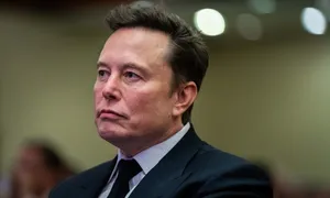 Elon Musk nguy cơ mất gói thù lao hơn 100 tỷ USD