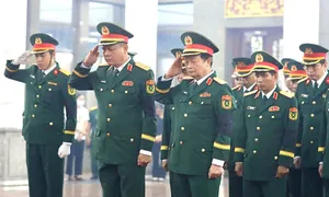 Tiễn biệt 12 quân nhân hy sinh khi diễn tập Tiễn biệt 12 quân nhân hy sinh khi diễn tập