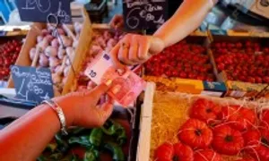 Tiền mặt sắp mất 'ngôi vương' ở eurozone Tiền mặt sắp mất 'ngôi vương' ở eurozone