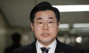 Nghị sĩ Hàn Quốc yêu cầu bắt chỉ huy đội cận vệ Tổng thống Nghị sĩ Hàn Quốc yêu cầu bắt chỉ huy đội cận vệ Tổng thống
