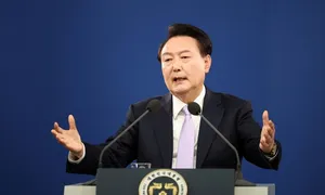 Luật sư ông Yoon: Lệnh bắt là nỗ lực làm nhục Tổng thống Luật sư ông Yoon: Lệnh bắt là nỗ lực làm nhục Tổng thống